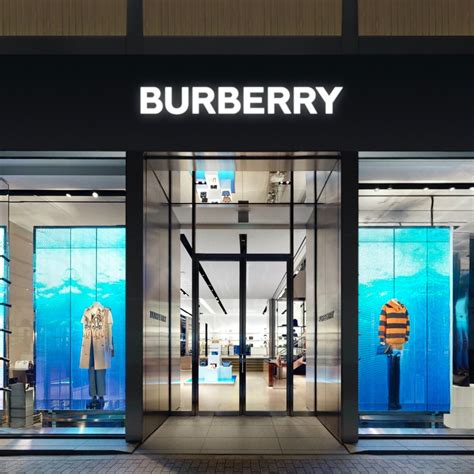 asciugamani burberry|burberry store online.